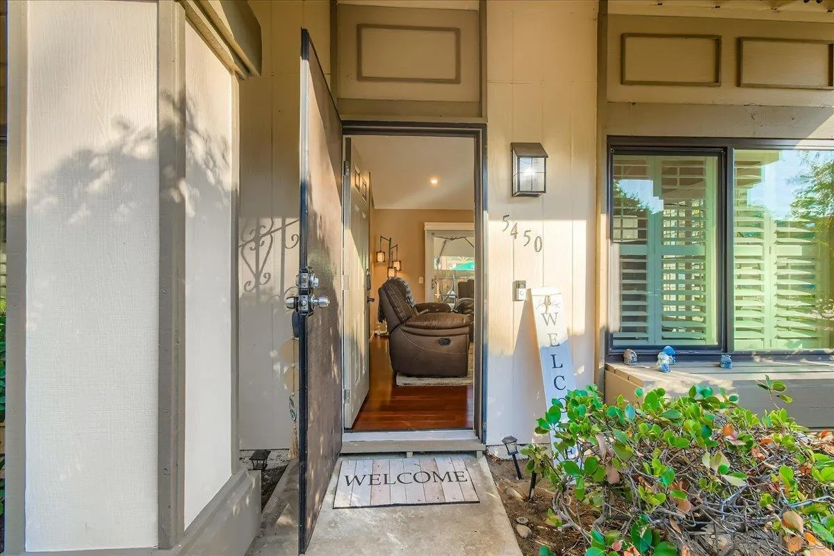 San Diego, California, 92124, United States, 3 Bedrooms Bedrooms, ,3 BathroomsBathrooms,Residential,For Sale,1990996