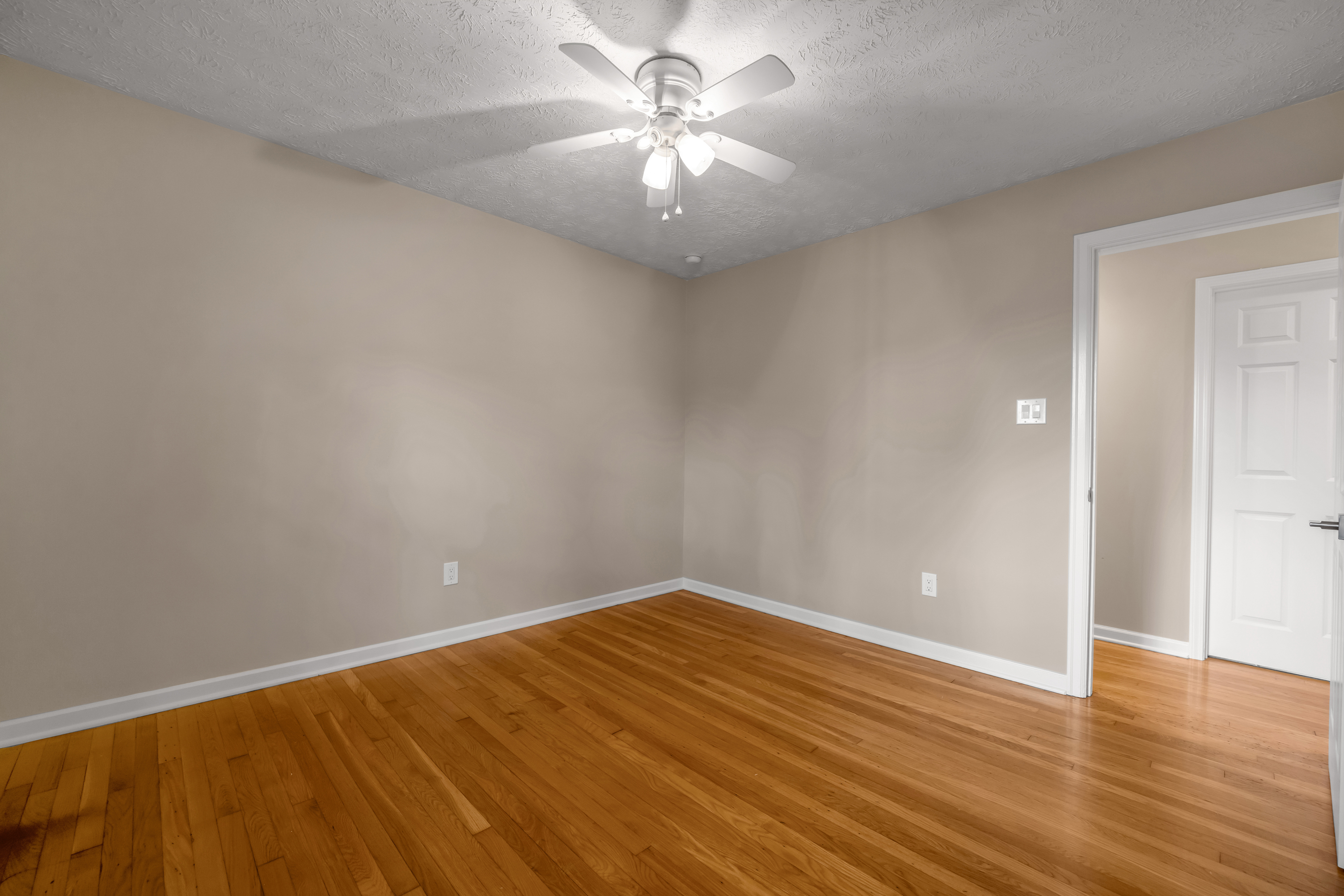  855 Walnut Hill Road - 物件實景