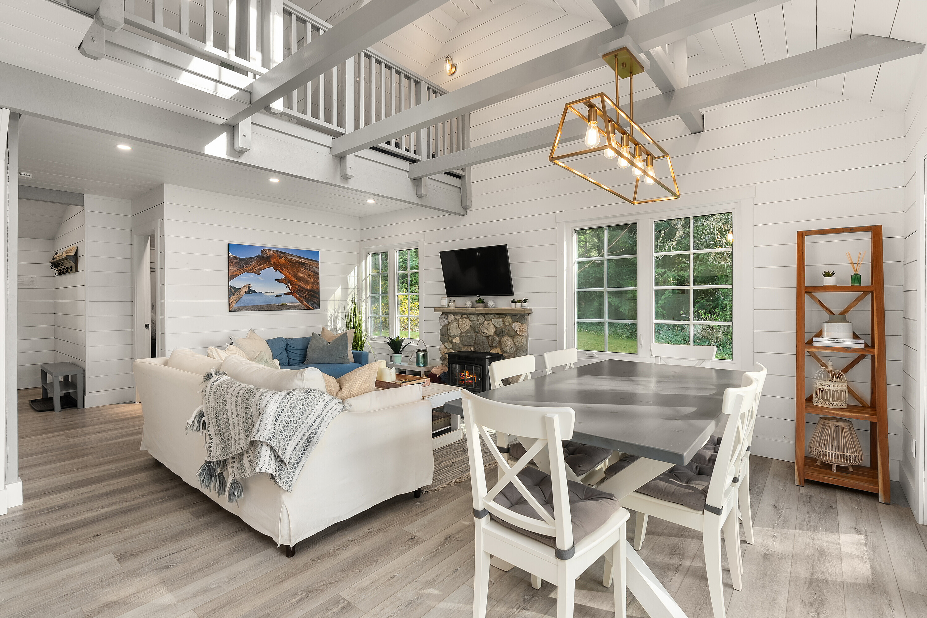  Inlet Waterfront Retreat - 物件實景