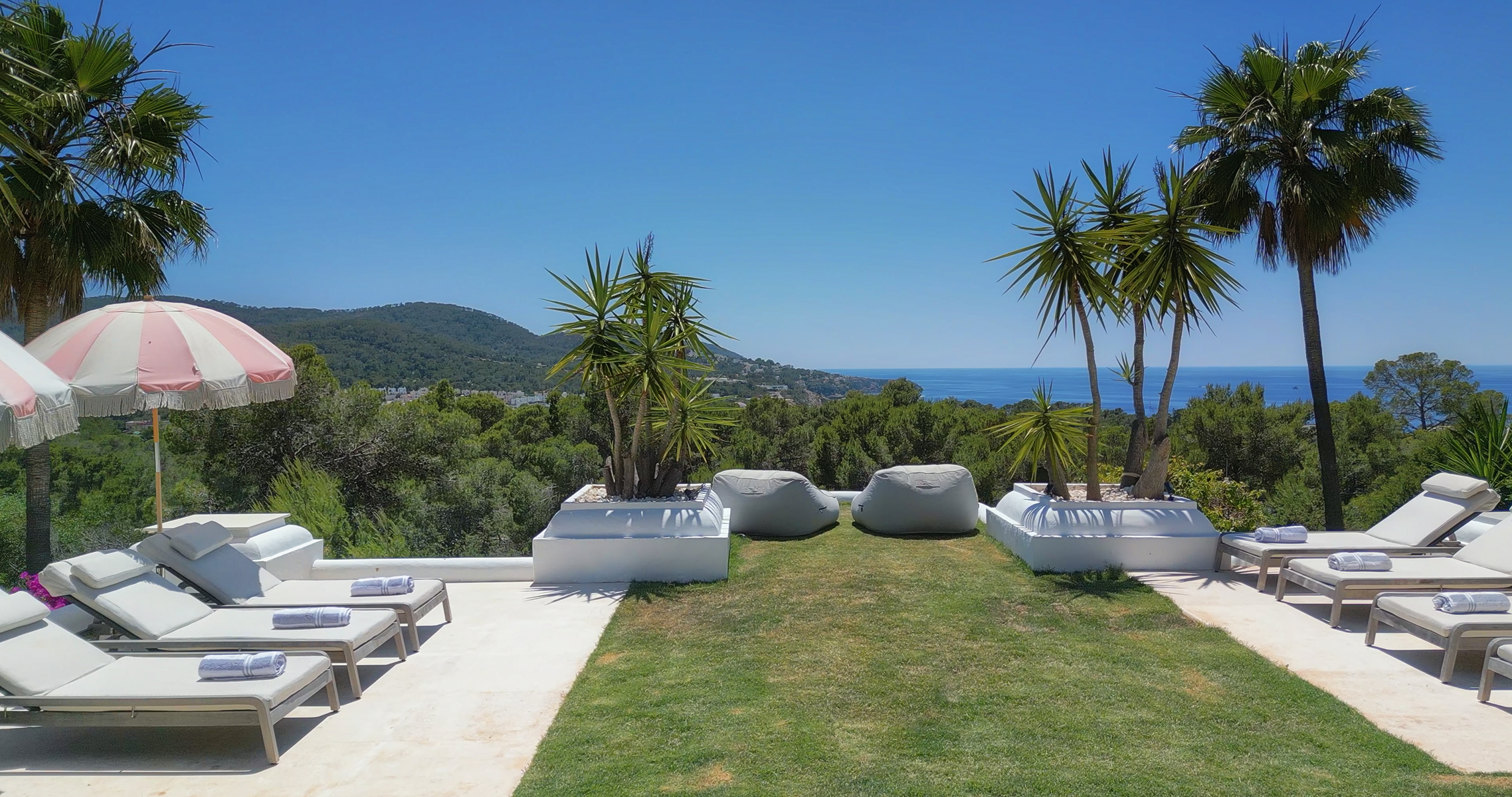  A landmark statement estate on Ibiza’s west coast - 物件實景