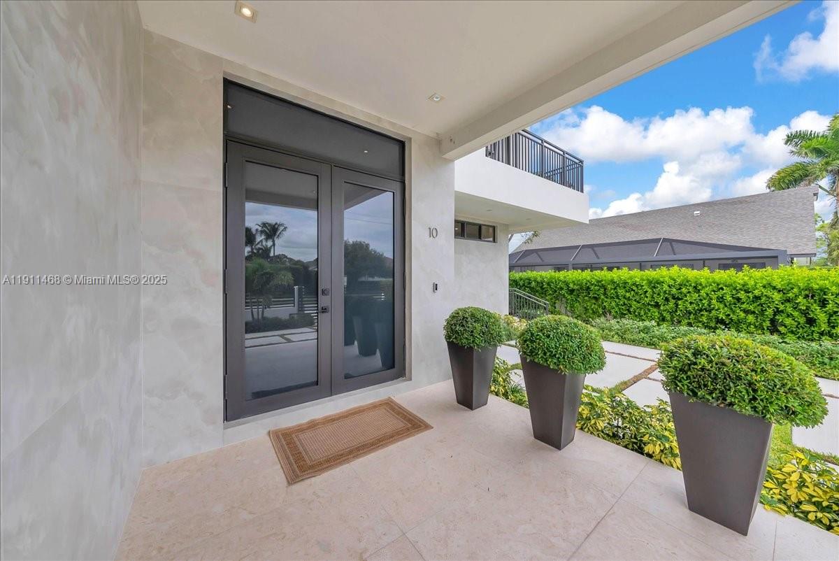 Marco Island, Florida, 34145, United States, 4 Bedrooms Bedrooms, ,5 BathroomsBathrooms,Residential,For Sale,1995875