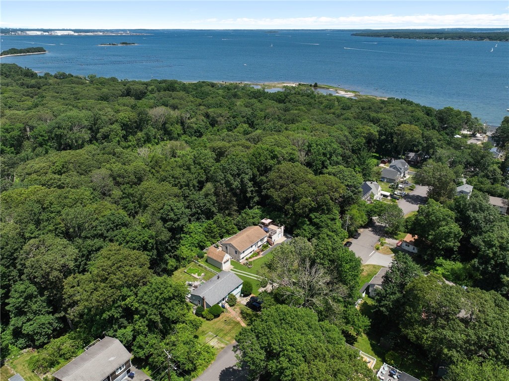 North Kingstown, Rhode Island, 02874, United States, 3 Bedrooms Bedrooms, ,2 BathroomsBathrooms,Residential,For Sale,1906008