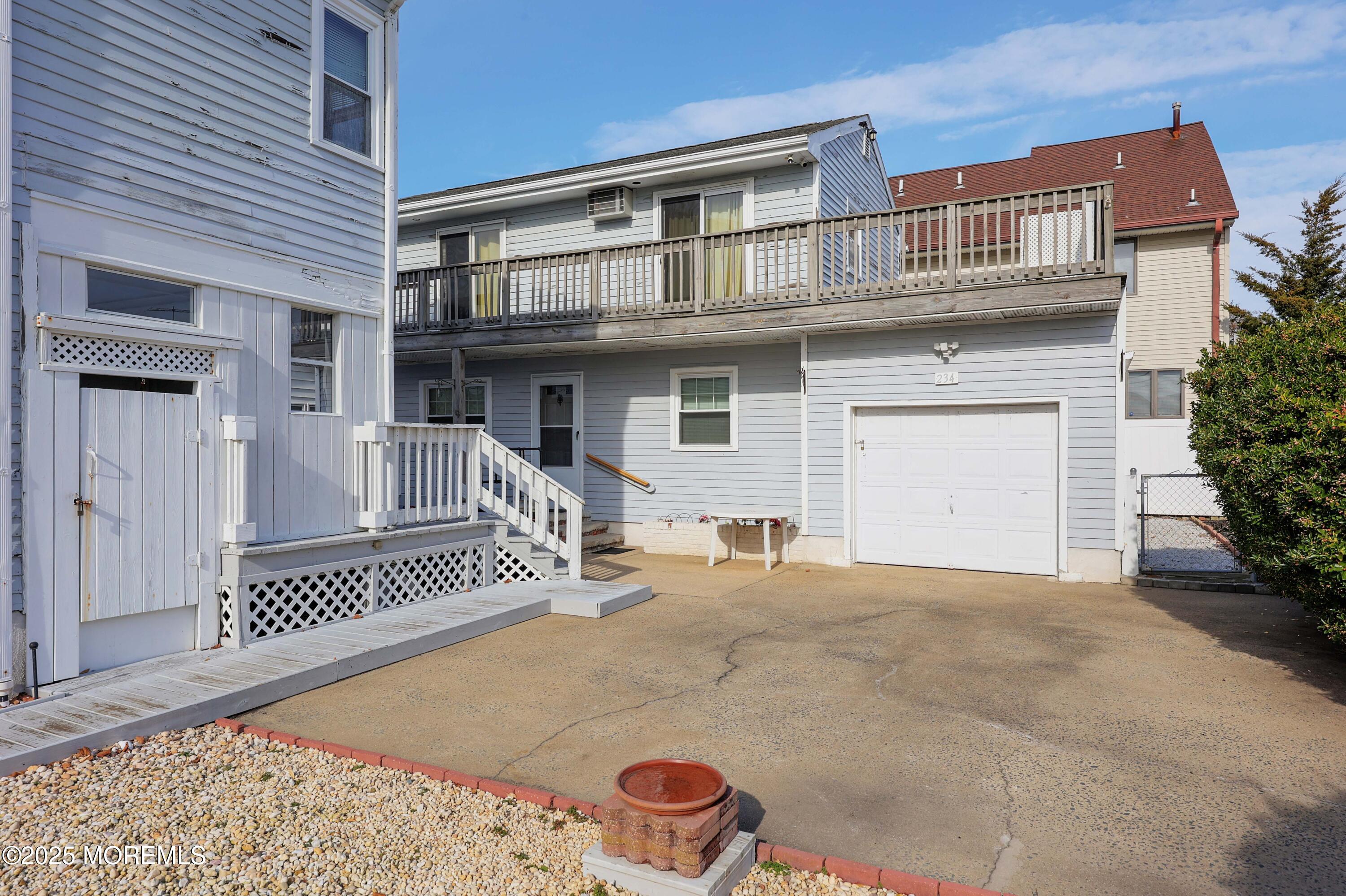 Seaside Heights, New Jersey, 08751, United States, 3 Bedrooms Bedrooms, ,2 BathroomsBathrooms,Residential,For Sale,1995737