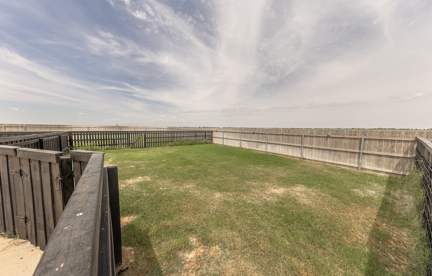Lubbock, Texas, 79423, United States, 4 Bedrooms Bedrooms, ,3 BathroomsBathrooms,Residential,For Sale,1926032