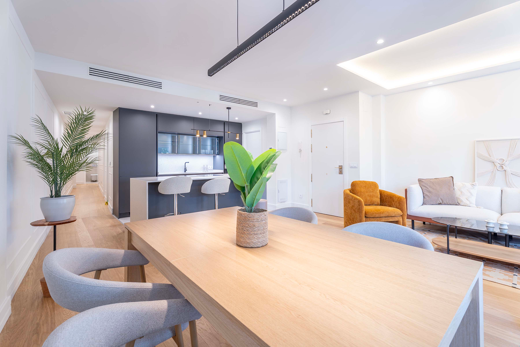  Renovated flat with 3 bedrooms, 4 bathrooms, and garage - 物件實景