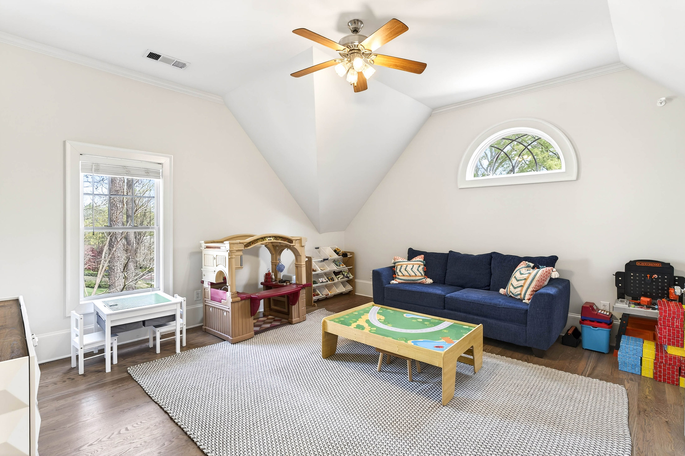  Timeless Morningside Home Combines Space, Style and Location - 物件實景