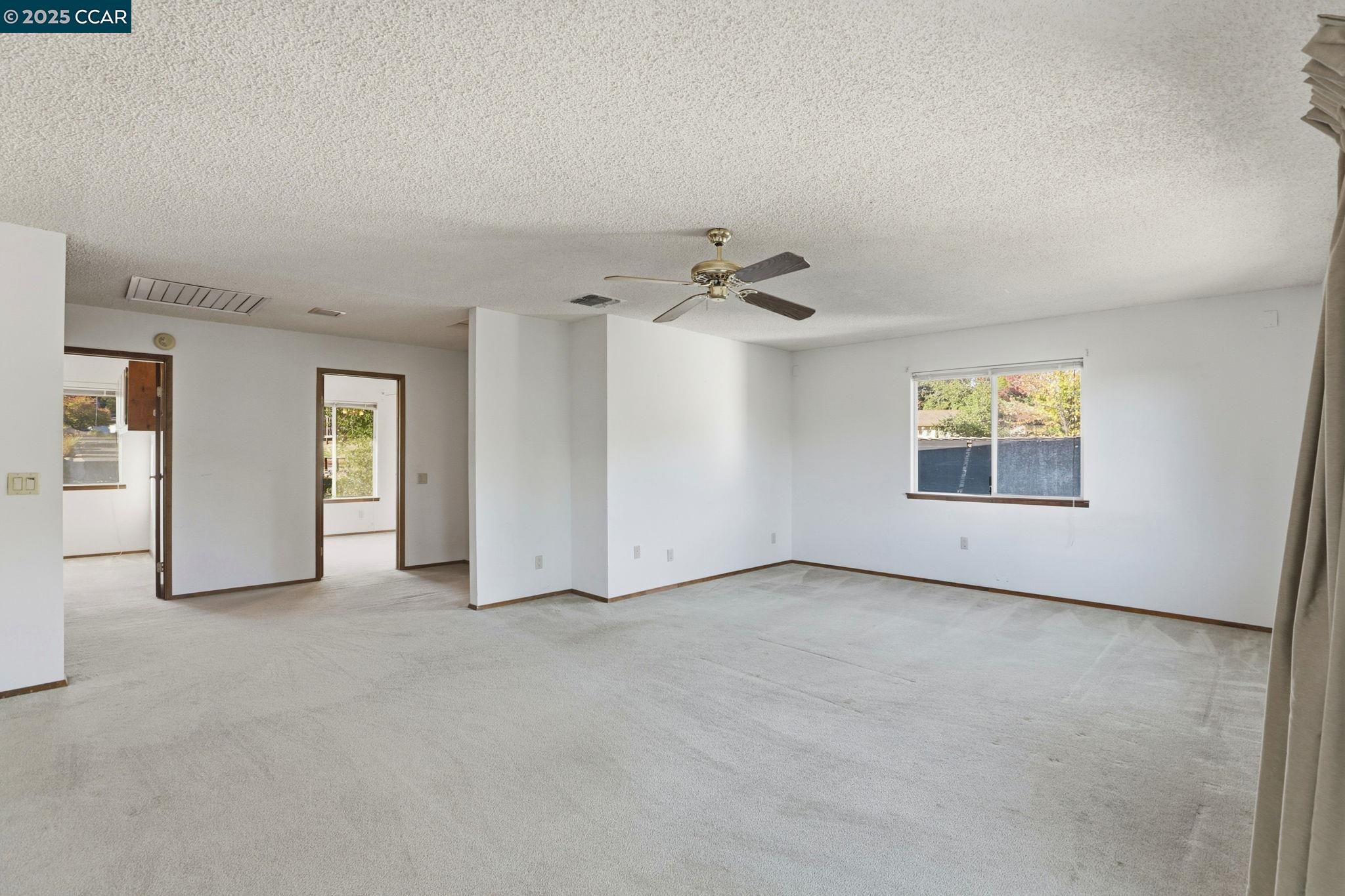 El Dorado Hills, California, 95762, United States, 4 Bedrooms Bedrooms, ,3 BathroomsBathrooms,Residential,For Sale,1988209