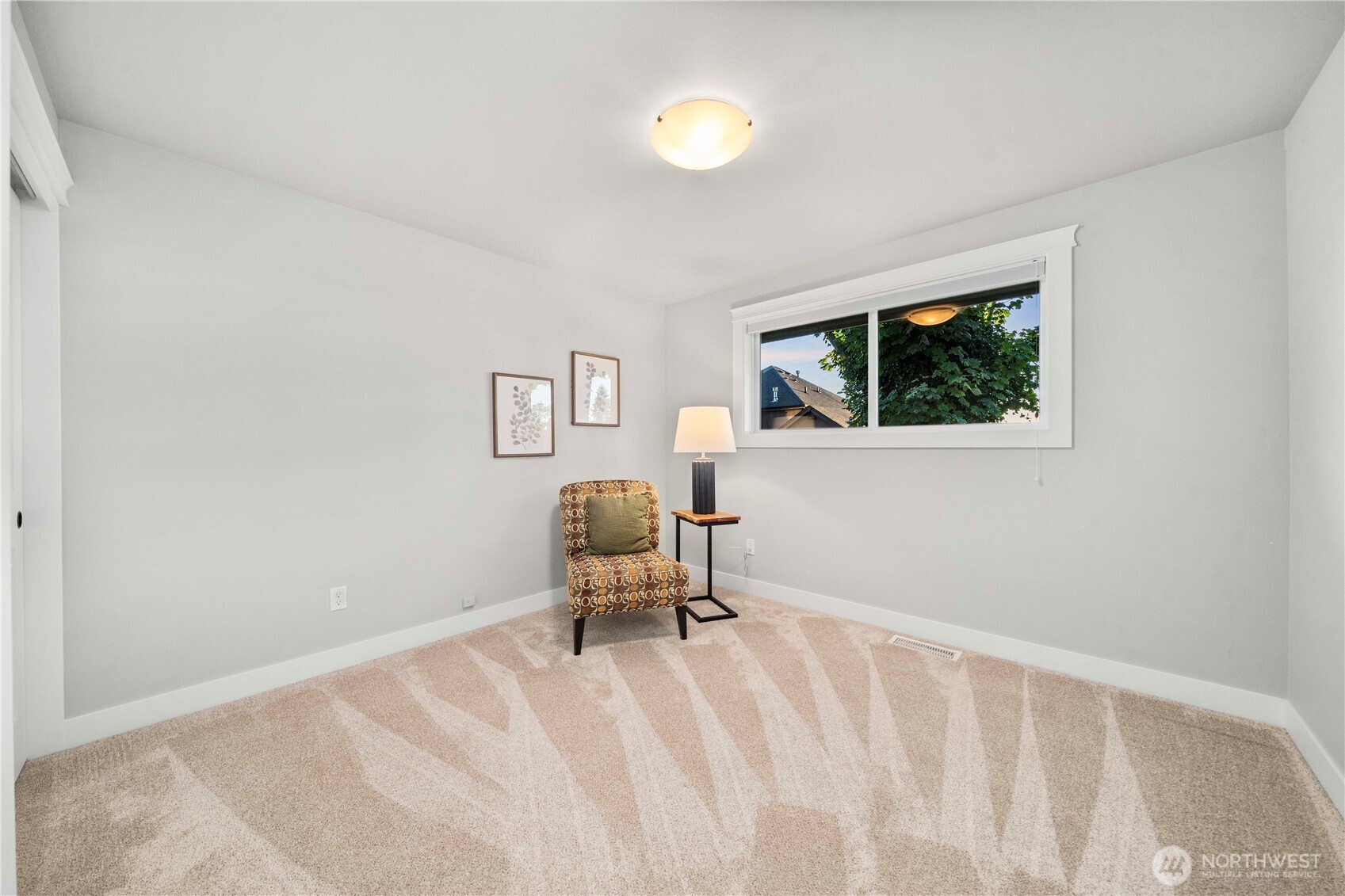 Federal Way, Washington, 98003, United States, 4 Bedrooms Bedrooms, ,2 BathroomsBathrooms,Residential,For Sale,1924740
