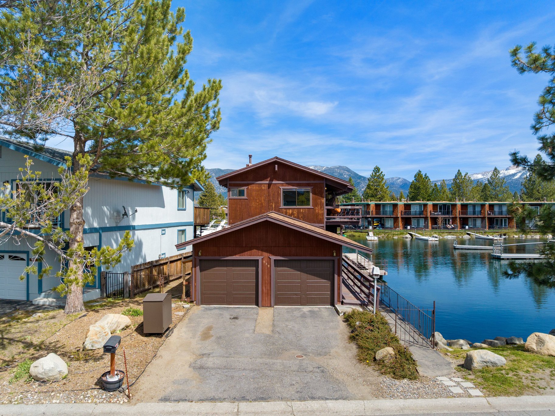  Tahoe Keys Charmer with Stunning Views - 物件實景