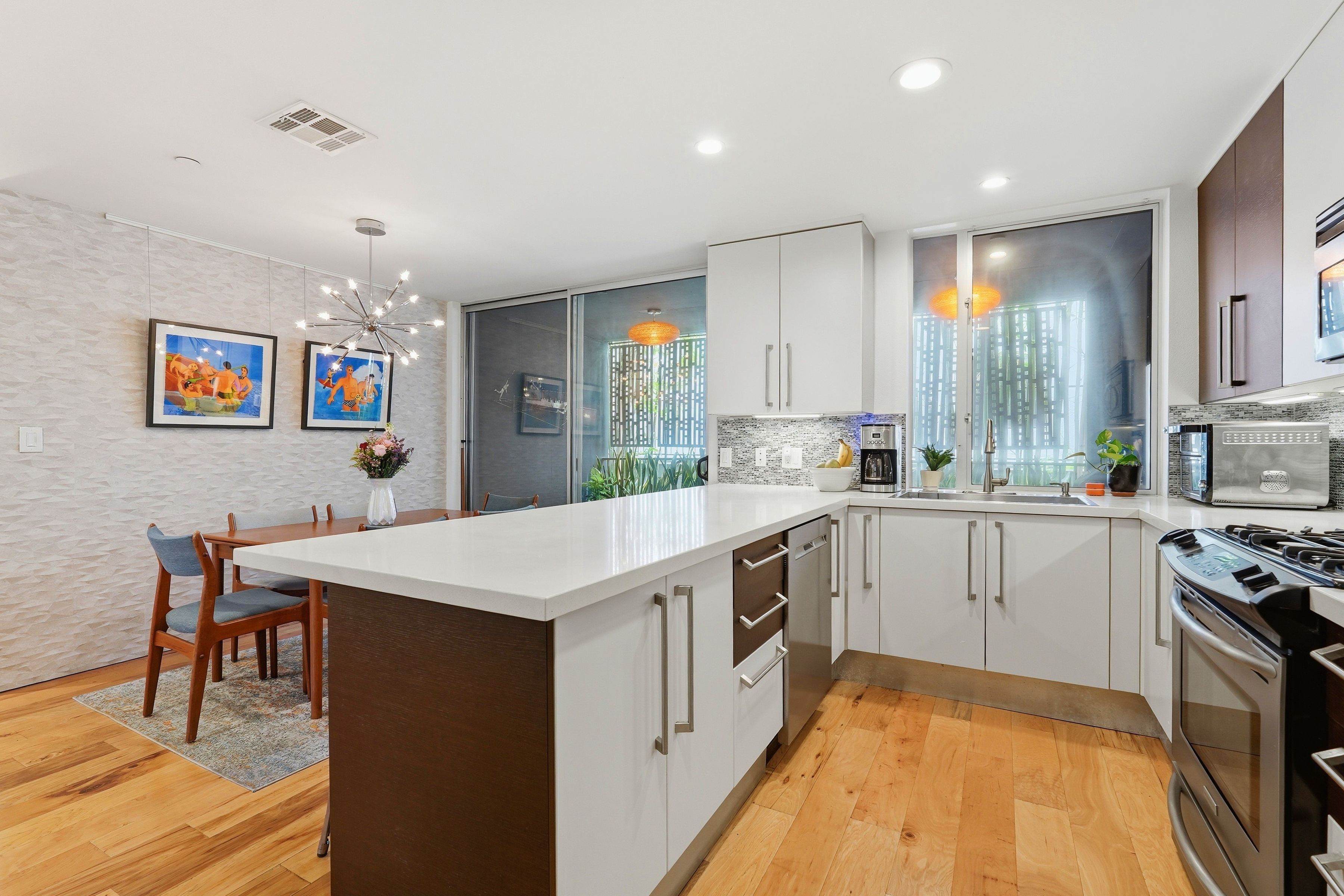  1050 North Gardner Street #3 - 物件實景