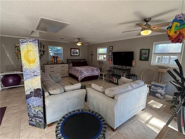 Metairie, Louisiana, 70001, United States, 3 Bedrooms Bedrooms, ,2 BathroomsBathrooms,Residential,For Sale,1979701