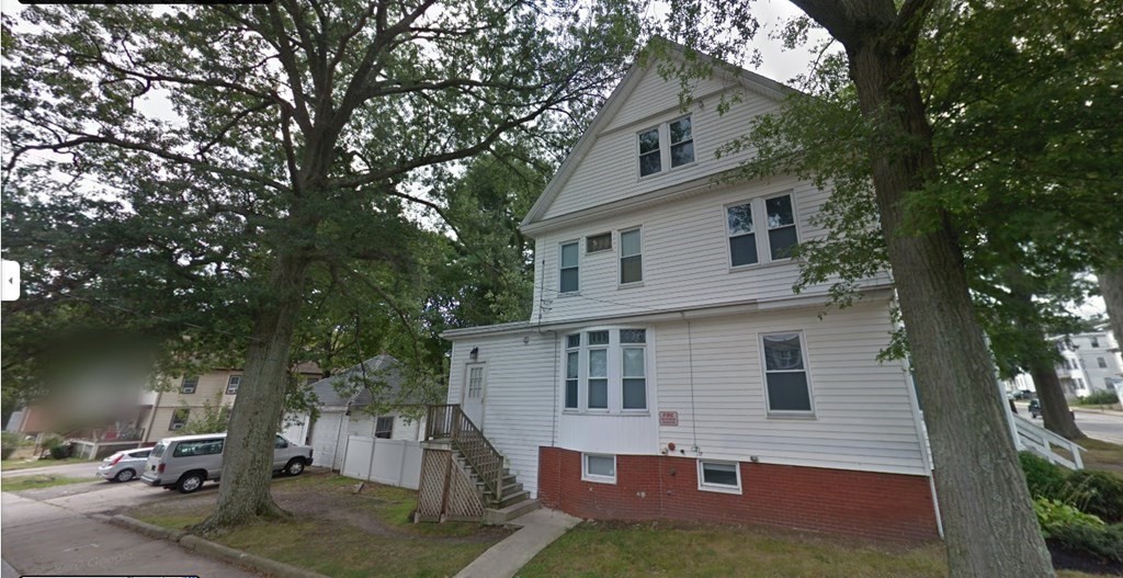 Attleboro, Massachusetts, 02703, United States, 9 Bedrooms Bedrooms, ,5 BathroomsBathrooms,Residential,For Sale,1844599