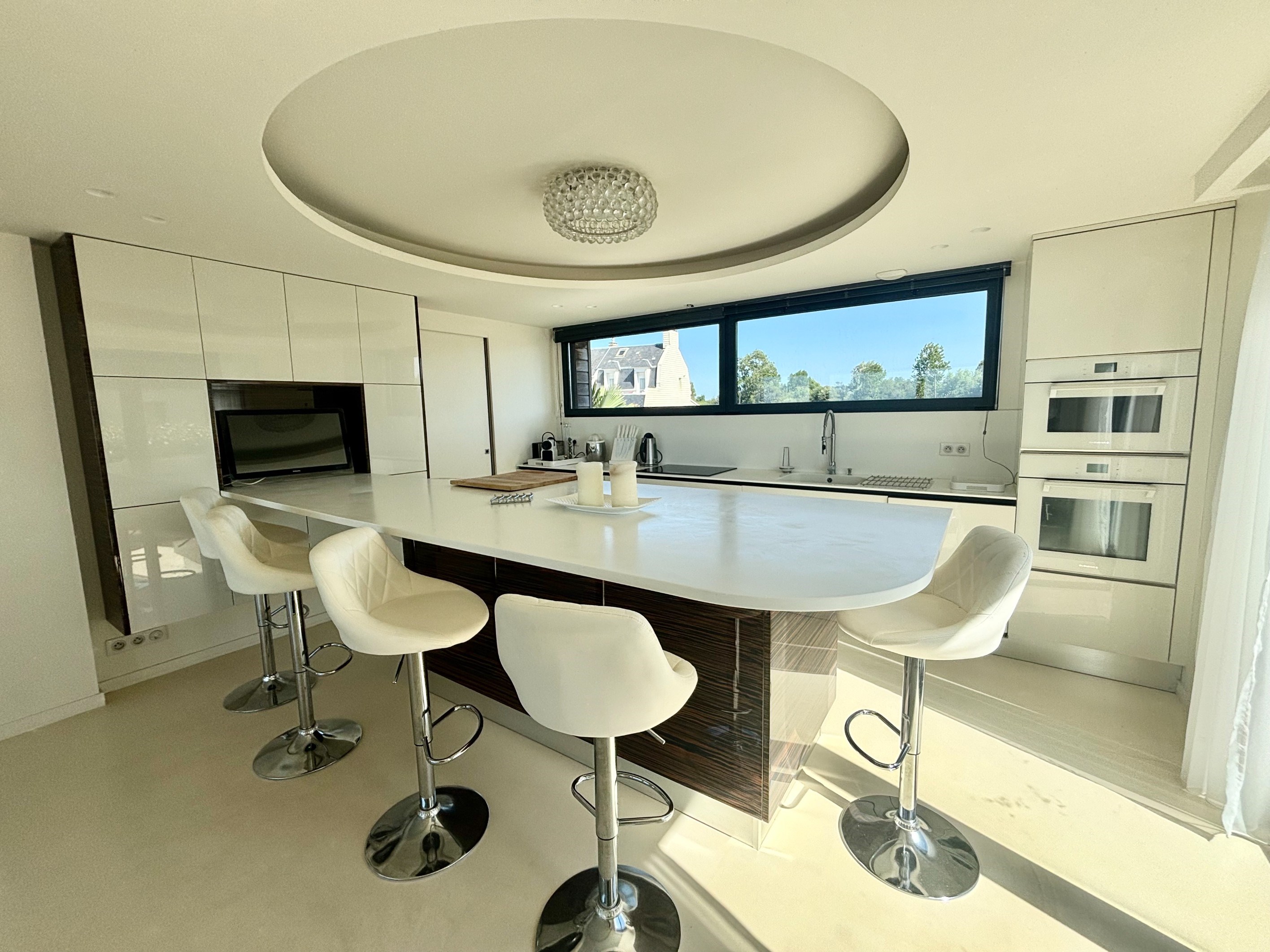  Normandy, Côte Fleurie, Exceptional architect-designed villa - Direct beach acc… - 物件實景