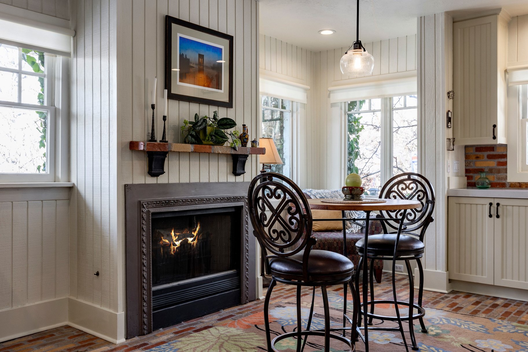  Timeless Bungalow with Enjoyable Outdoor Living - 物件實景