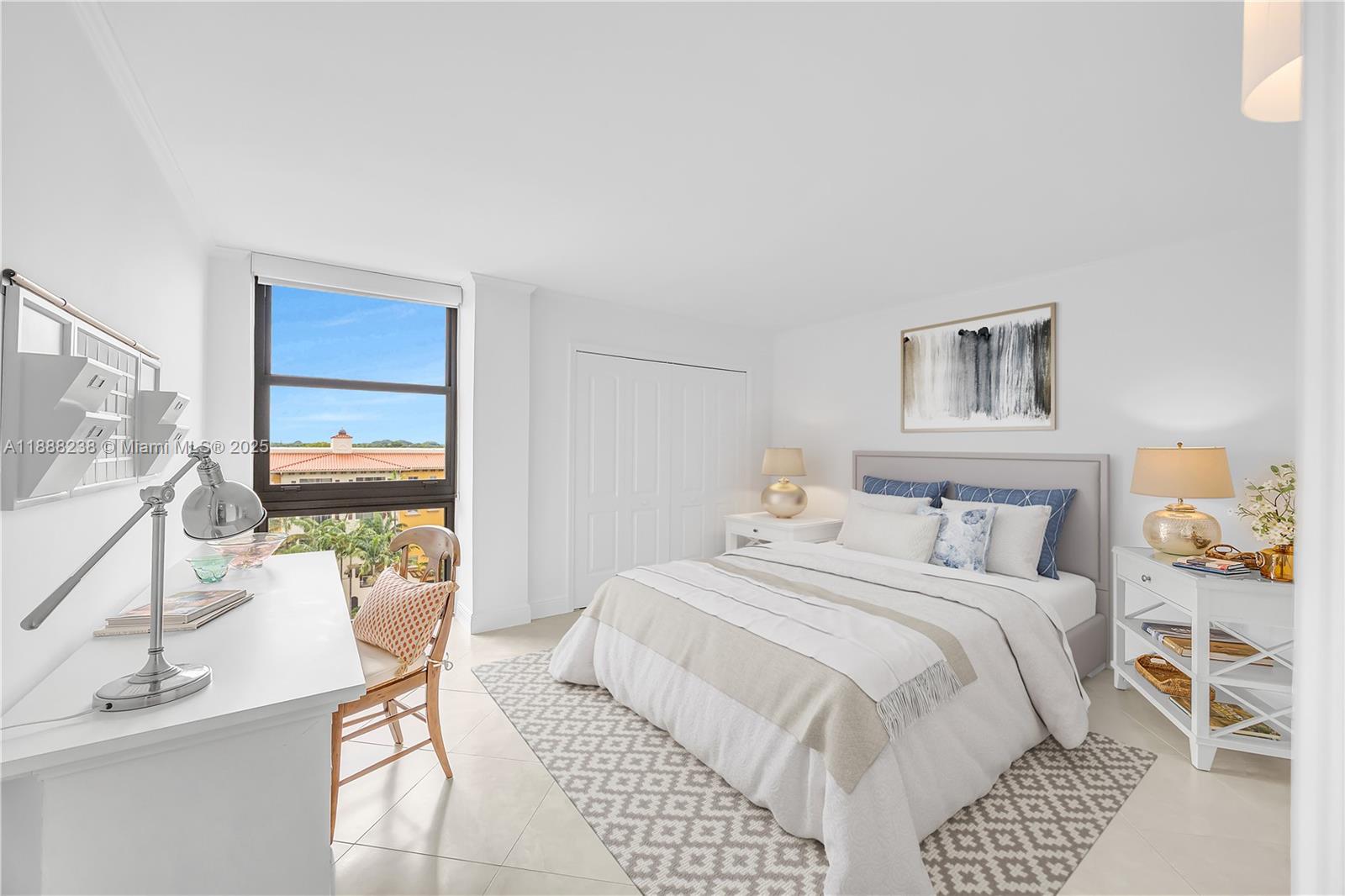 Coral Gables, Florida, 33134, United States, 2 Bedrooms Bedrooms, ,3 BathroomsBathrooms,Residential,For Sale,1987506