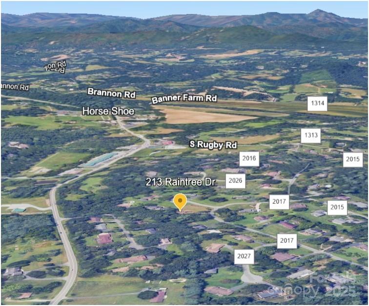 Hendersonville, North Carolina, 28791, United States, 4 Bedrooms Bedrooms, ,3 BathroomsBathrooms,Residential,For Sale,1973922