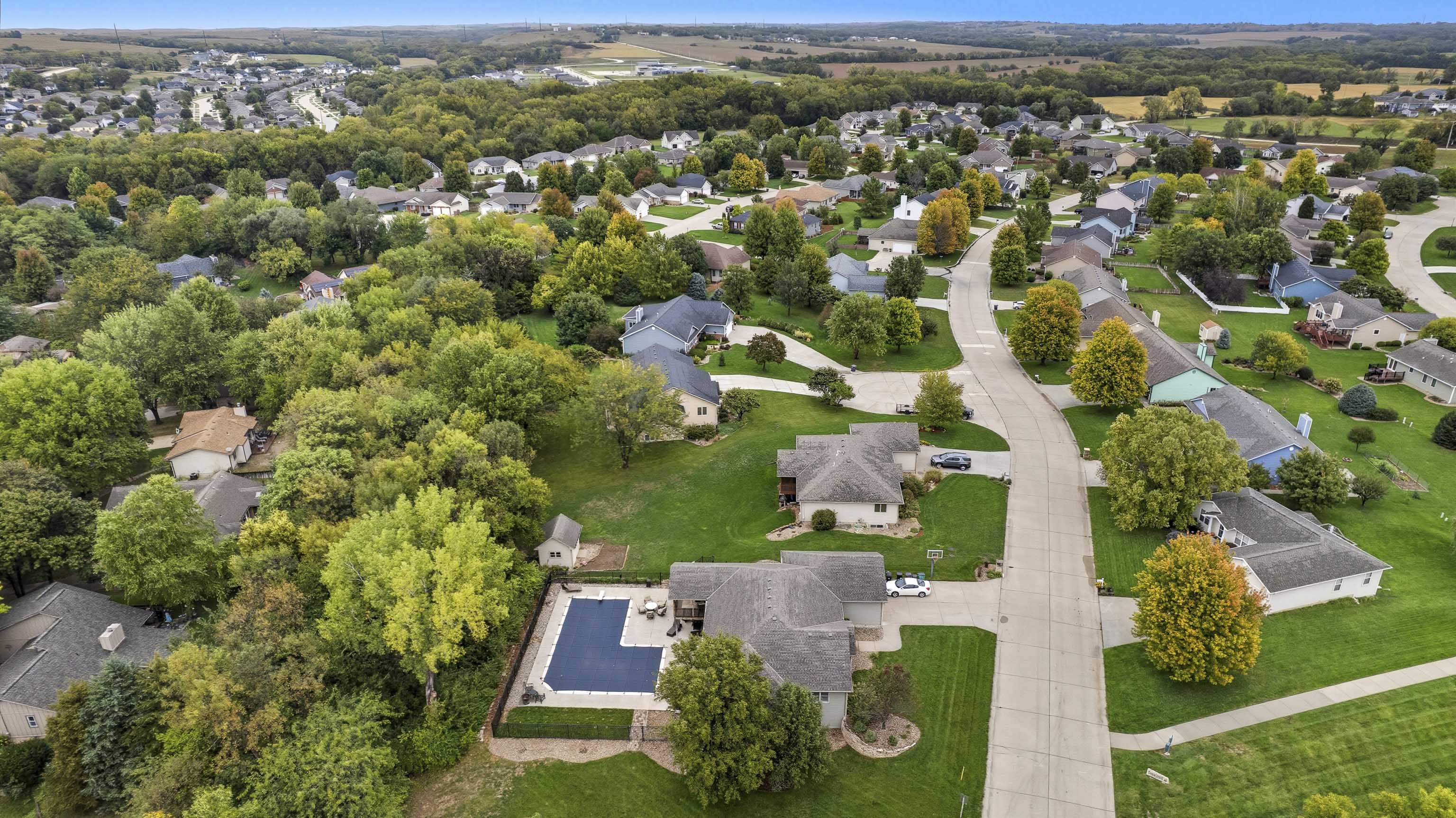 Manhattan, Kansas, 66502, United States, 5 Bedrooms Bedrooms, ,3 BathroomsBathrooms,Residential,For Sale,1960988