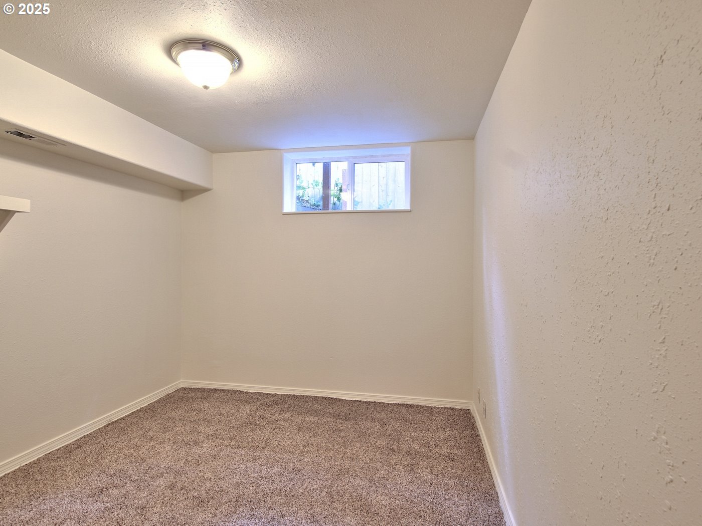 Lincolncity, Oregon, 97367, United States, 3 Bedrooms Bedrooms, ,2 BathroomsBathrooms,Residential,For Sale,1931670