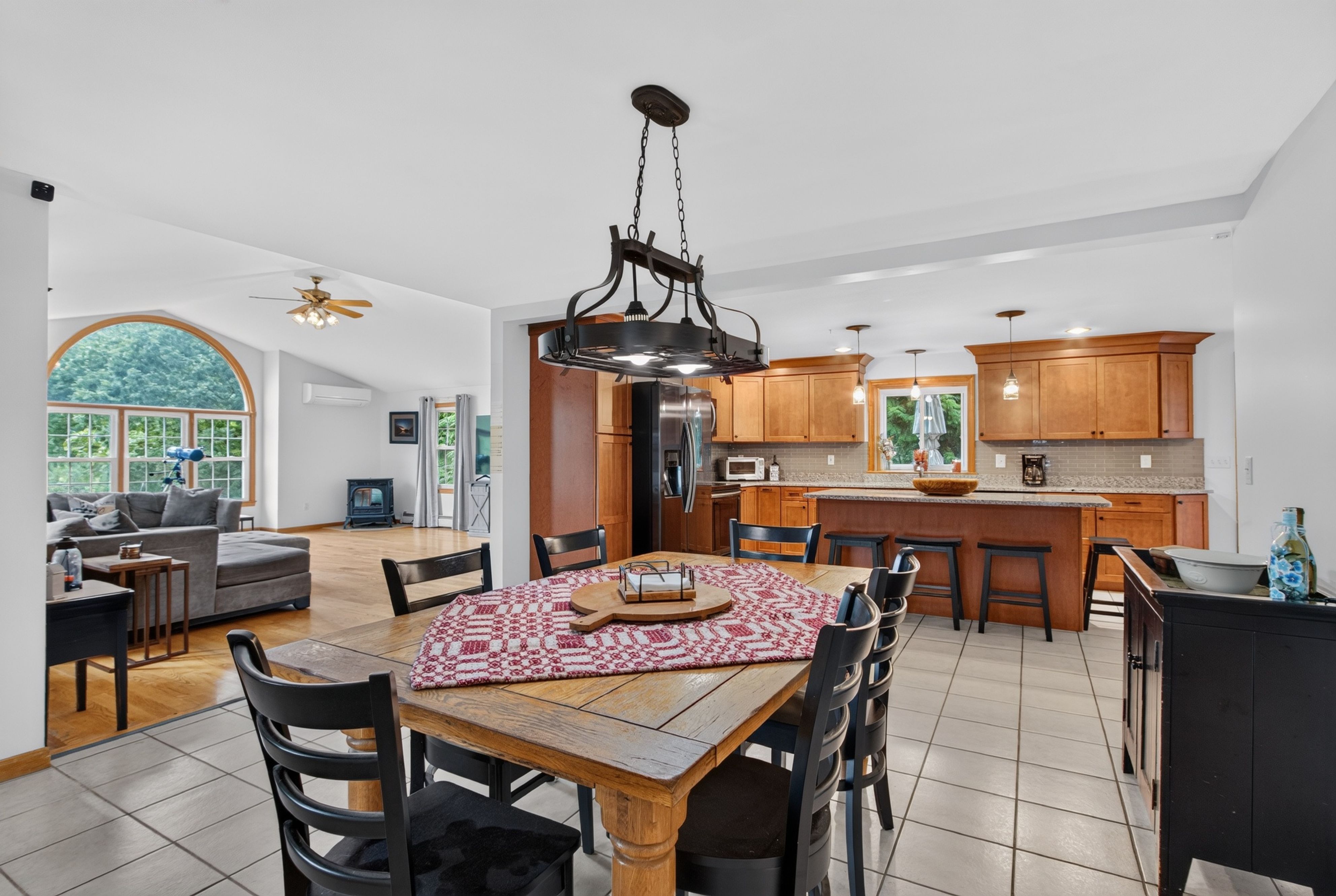  2 Orion Road, Pepperell, MA, 01463 - 物件實景