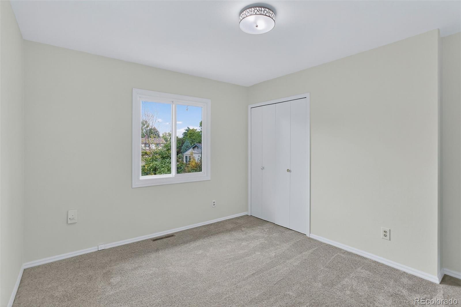 Longmont, Colorado, 80503, United States, 3 Bedrooms Bedrooms, ,1 BathroomBathrooms,Residential,For Sale,1958059