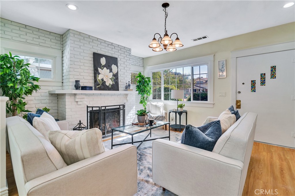 Redlands, California, 92373, United States, 6 Bedrooms Bedrooms, ,5 BathroomsBathrooms,Residential,For Sale,1976370