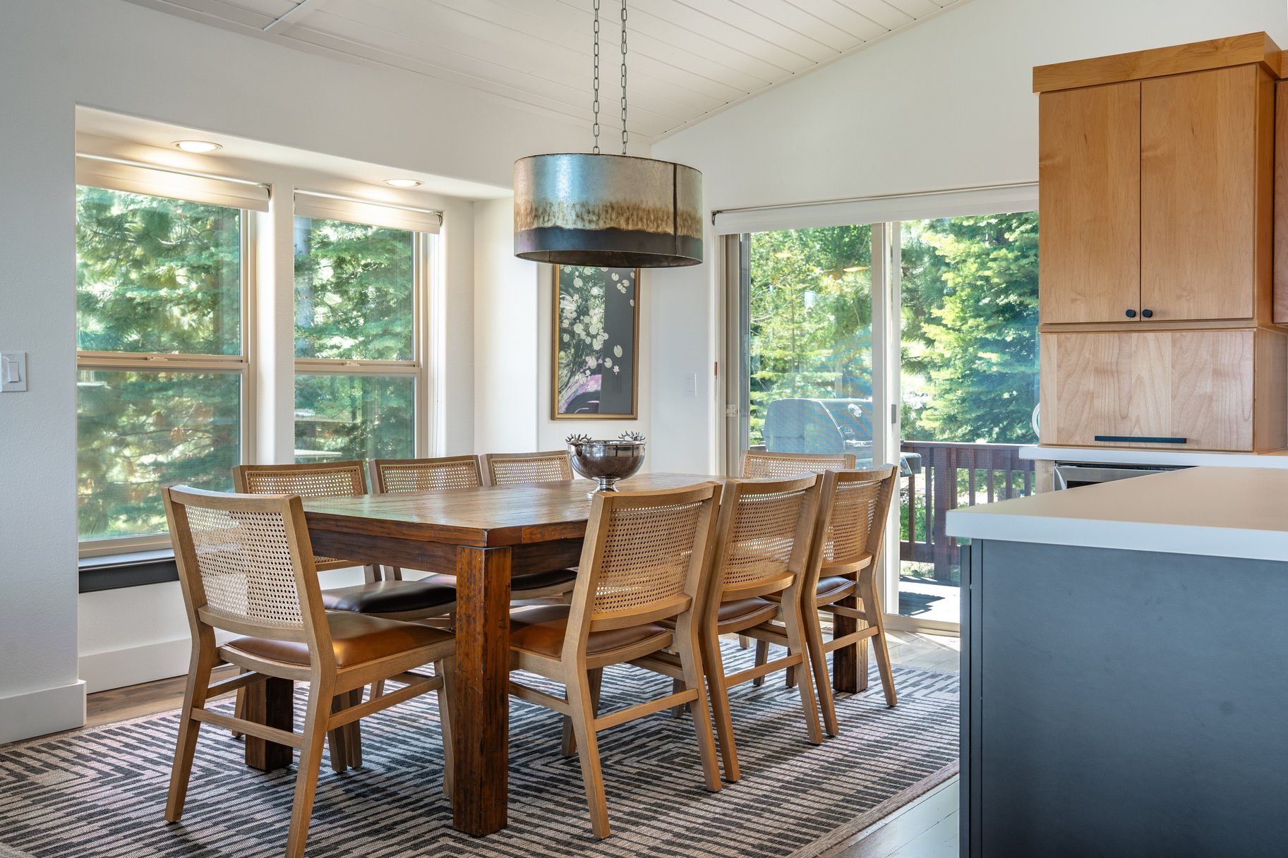  Modern Tahoe Donner Retreat with Panoramic Mountain Views & Elevated Living - 物件實景
