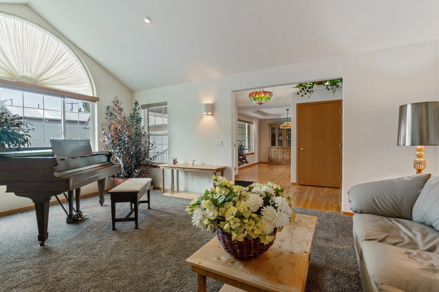 Sandpoint, Idaho, 83864, United States, 4 Bedrooms Bedrooms, ,4 BathroomsBathrooms,Residential,For Sale,1834691