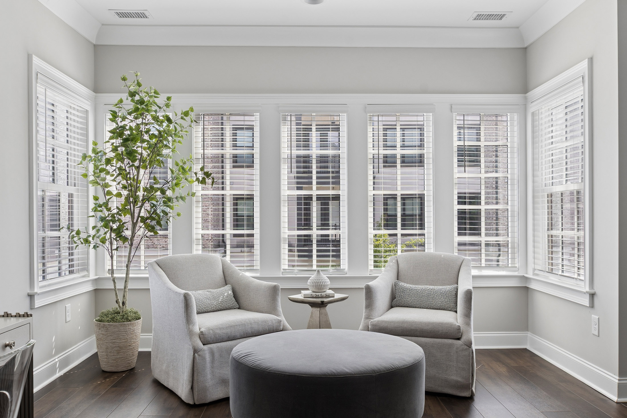  End-Unit Luxury Townhome at Aria - 物件實景