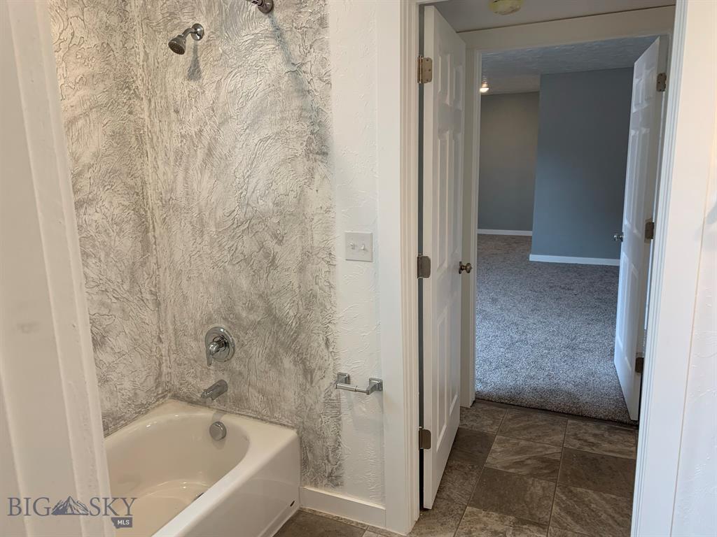 Butte, Montana, 59701, United States, 10 Bedrooms Bedrooms, ,6 BathroomsBathrooms,Residential,For Sale,2002486