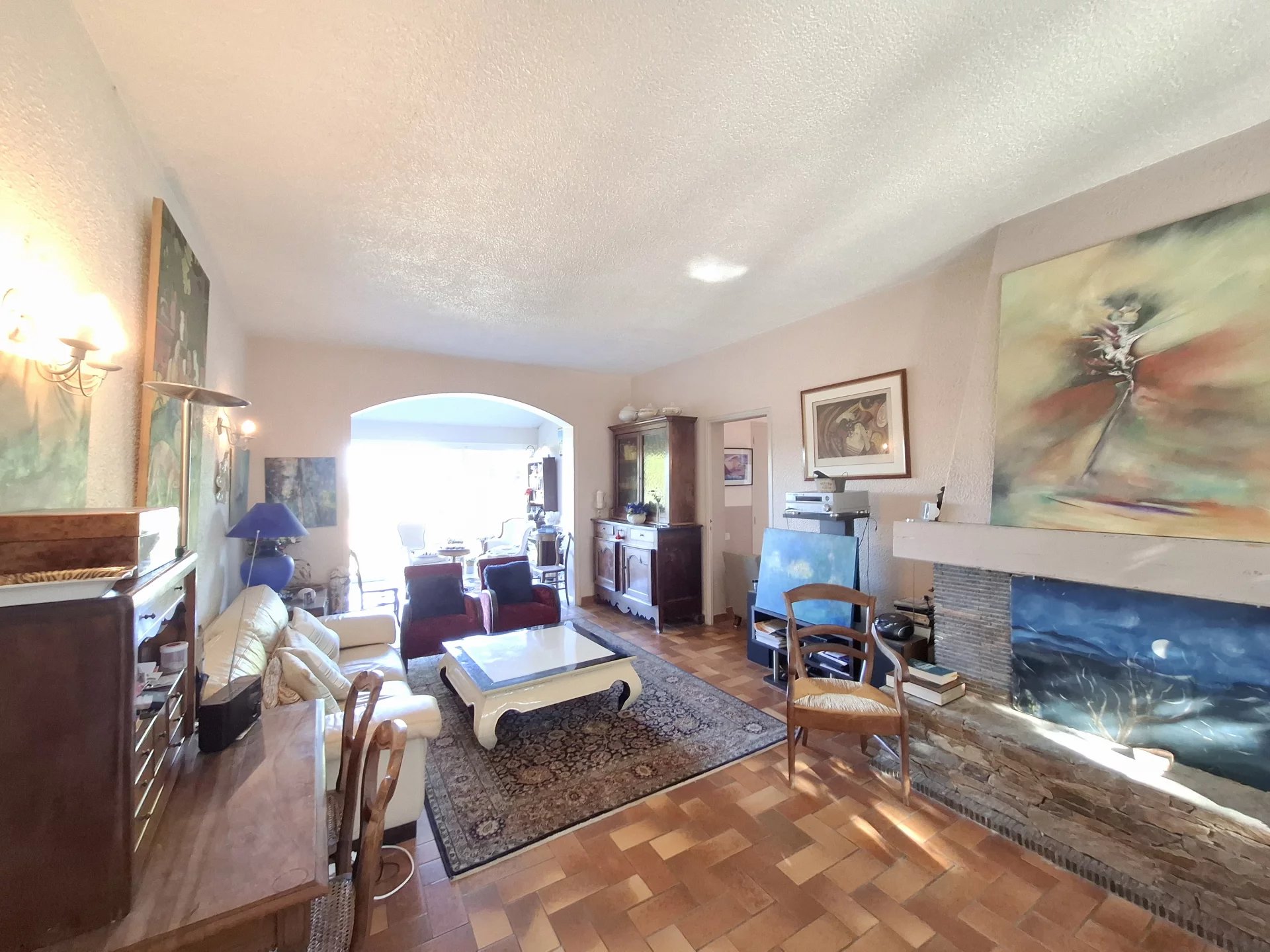 Hyères, Provence-Alpes-Côte d’Azur, 83400, FR, 3 Bedrooms Bedrooms, ,3 BathroomsBathrooms,Residential,For Sale,1987881