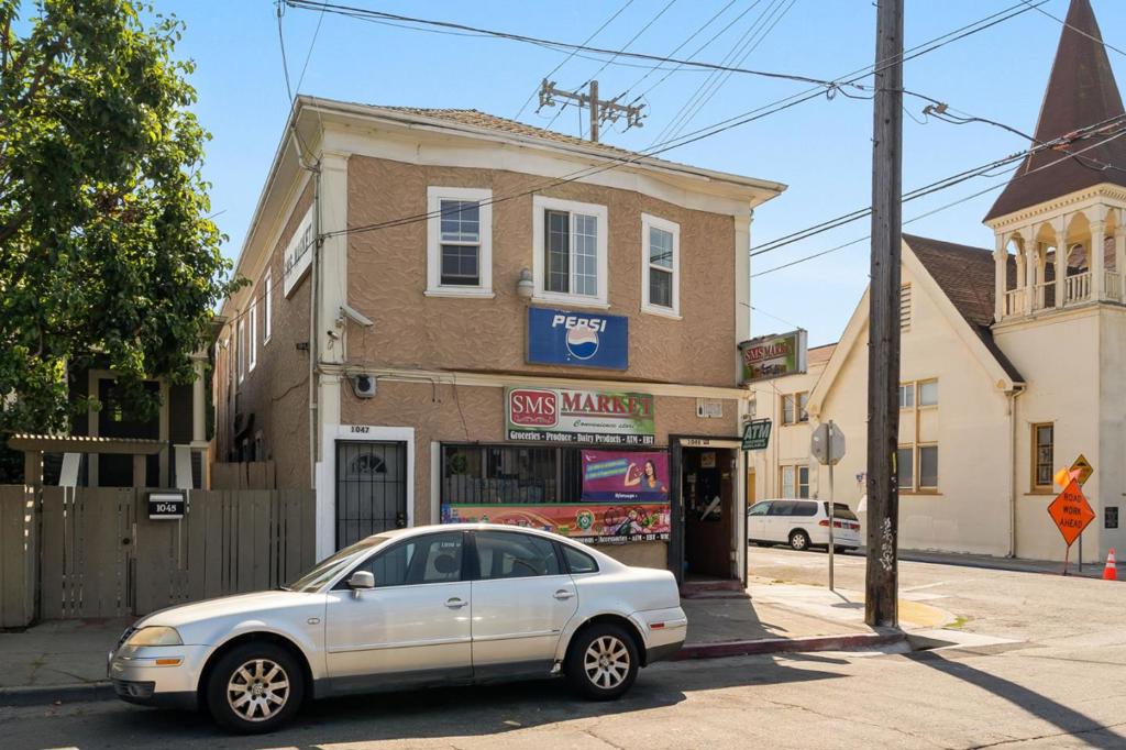 Emeryville, California, 94608, United States, ,Residential,For Sale,1928505