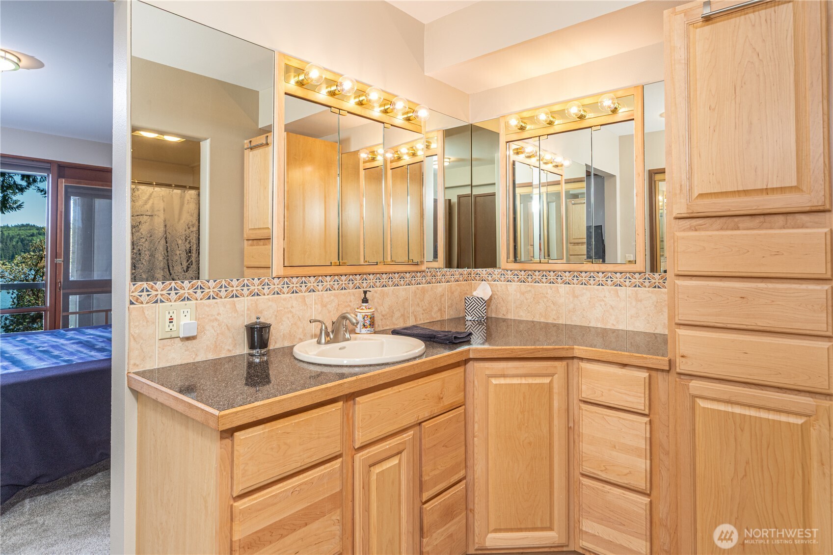 Port Ludlow, Washington, 98365, United States, 2 Bedrooms Bedrooms, ,2 BathroomsBathrooms,Residential,For Sale,1838717