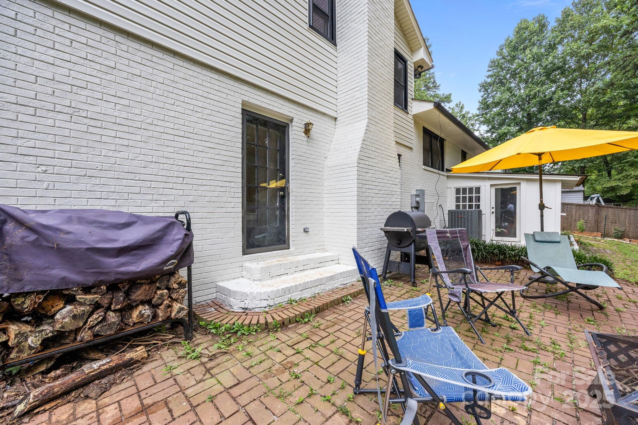 Charlotte, North Carolina, 28270, United States, 4 Bedrooms Bedrooms, ,3 BathroomsBathrooms,Residential,For Sale,1917923