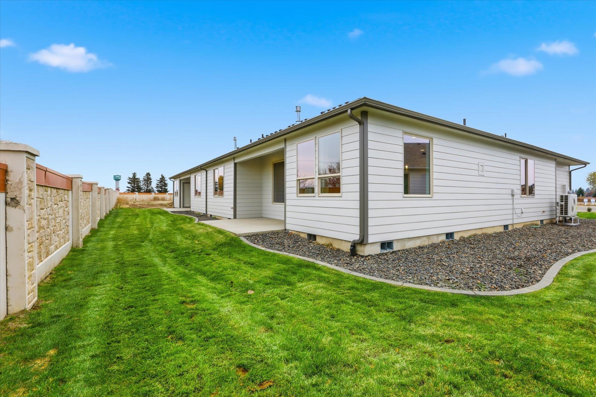 Deer Park, Washington, 99006, United States, 3 Bedrooms Bedrooms, ,2 BathroomsBathrooms,Residential,For Sale,1988069