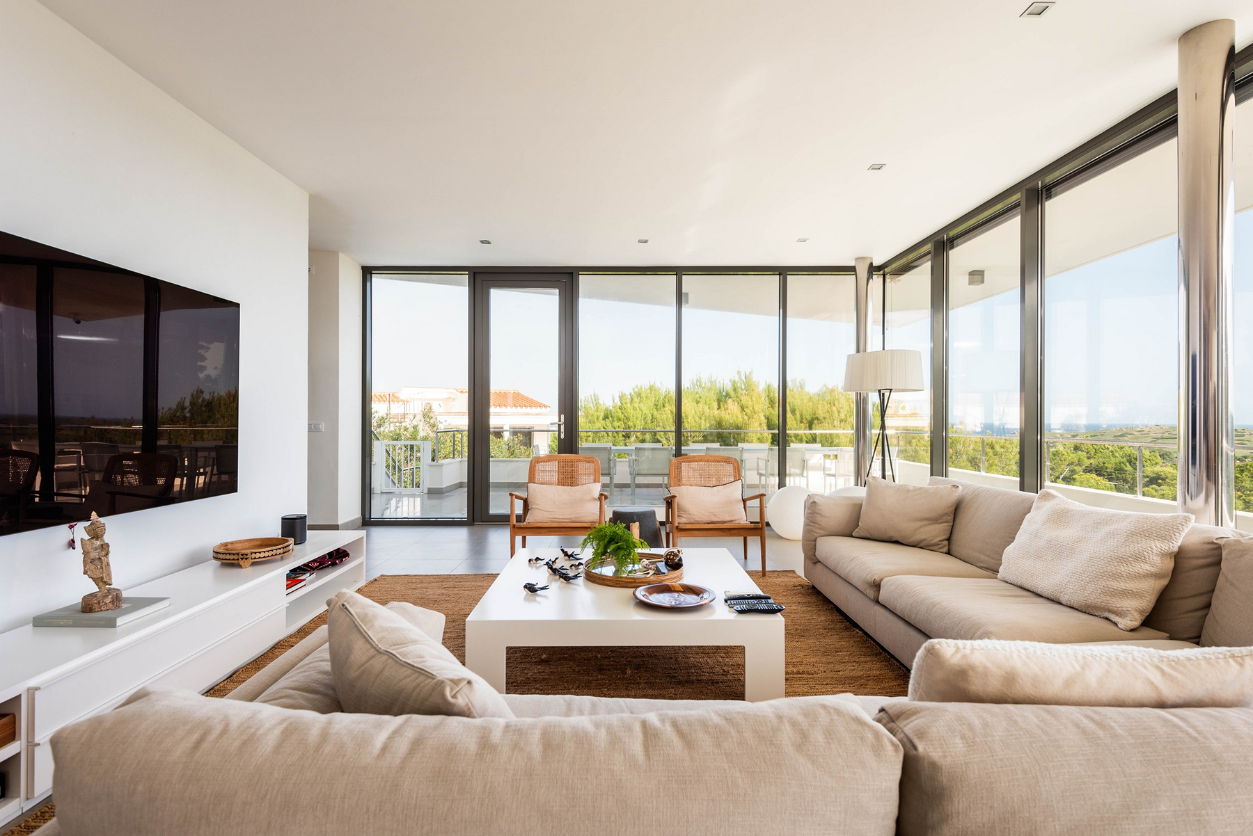  Exclusive modern villa with unique views of the port of Addaia, Menorca - 物件實景