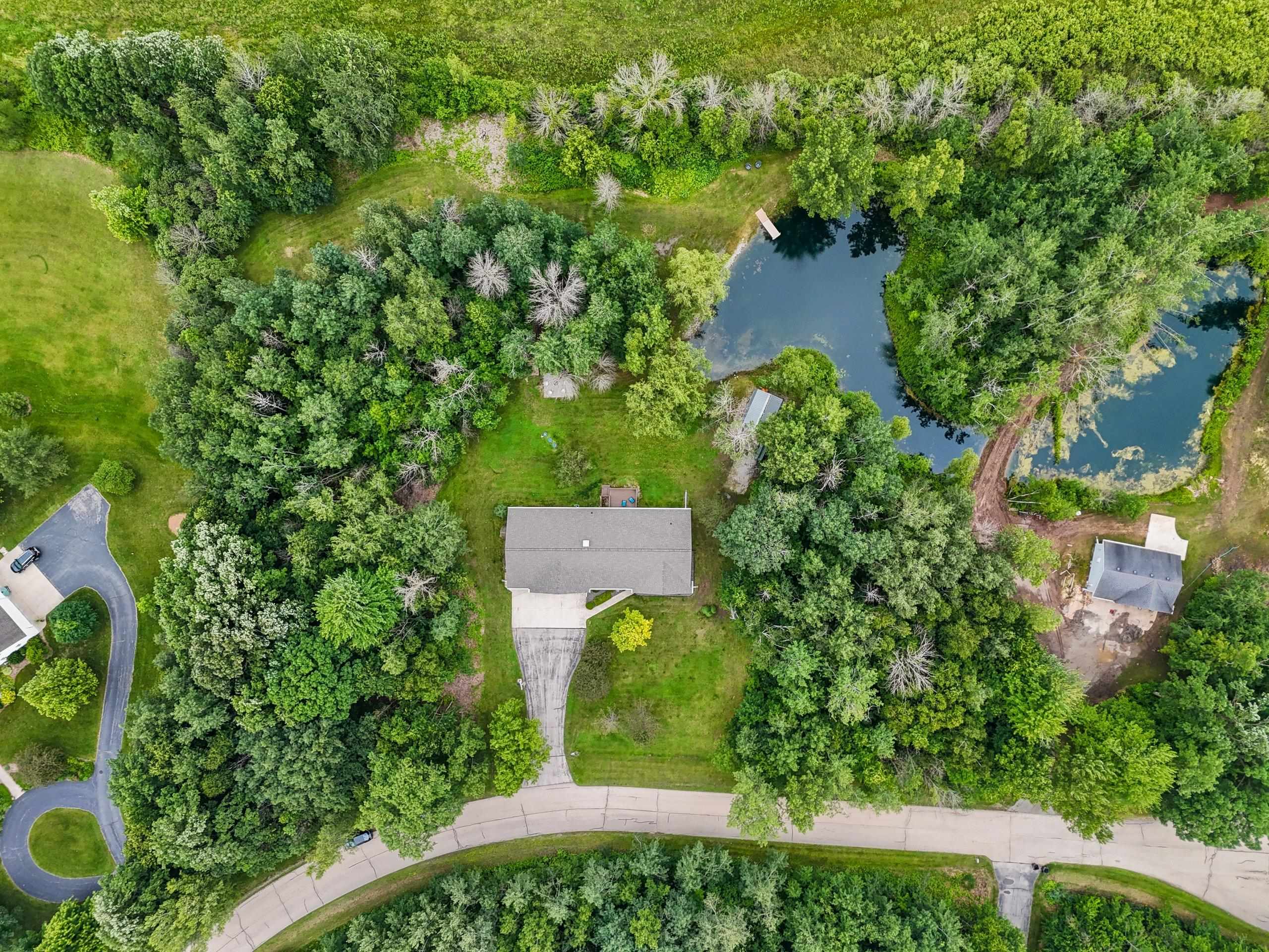 DE PERE, Wisconsin, 54115, United States, 3 Bedrooms Bedrooms, ,4 BathroomsBathrooms,Residential,For Sale,1912239