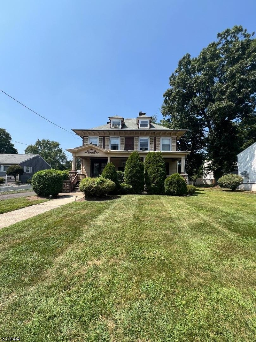 Plainfield City, New Jersey, 07063, United States, 6 Bedrooms Bedrooms, ,5 BathroomsBathrooms,Residential,For Sale,1967599