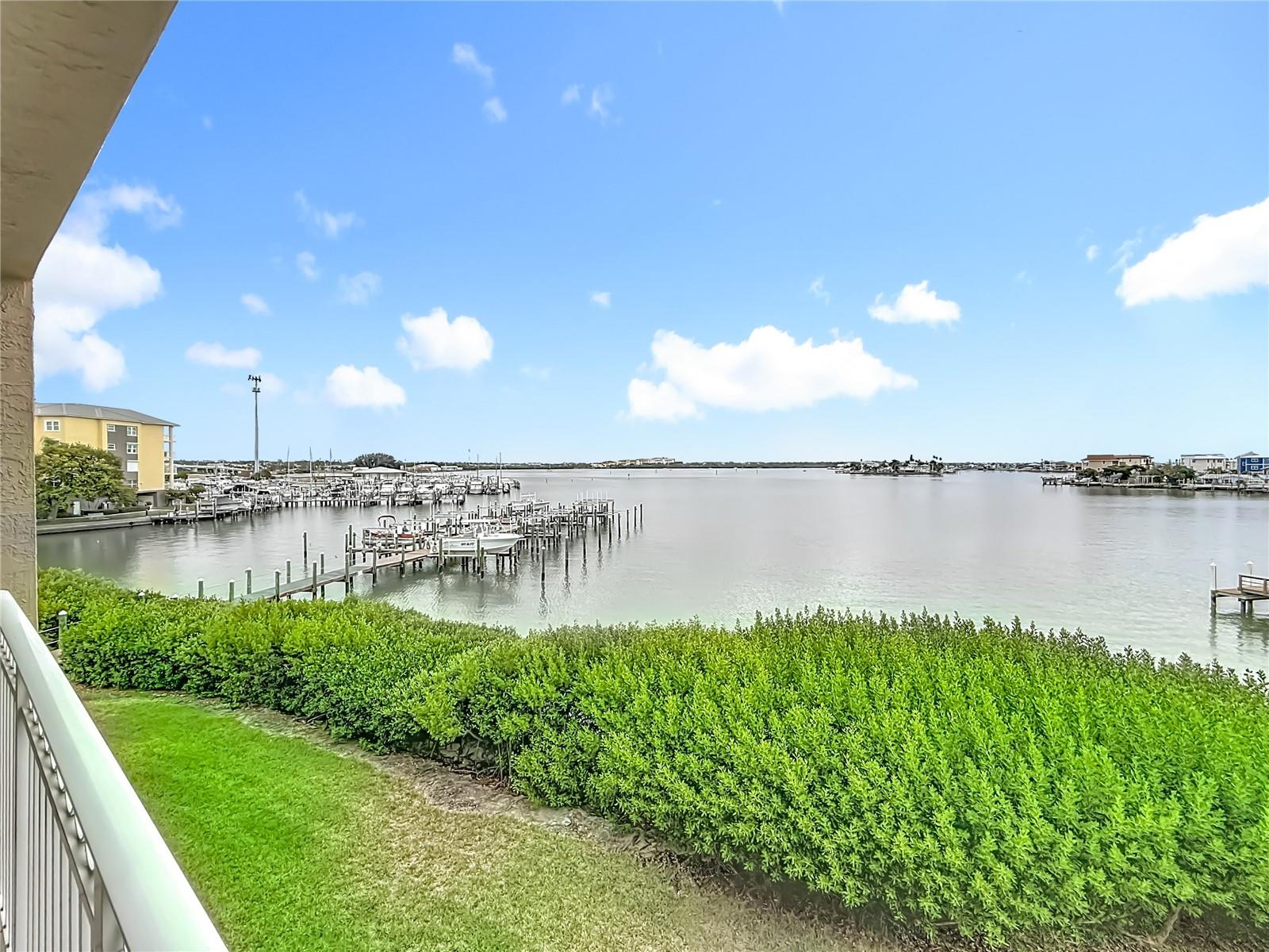 Madeira Beach, Florida, 33708, United States, 2 Bedrooms Bedrooms, ,2 BathroomsBathrooms,Residential,For Sale,1985682