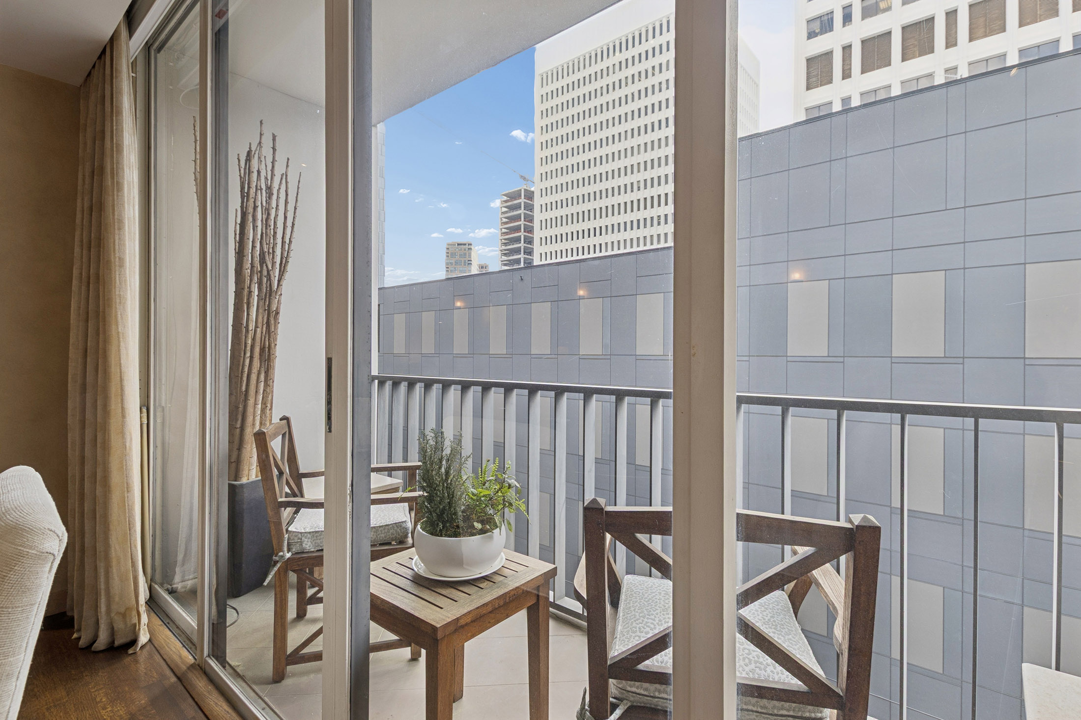  Embrace Midtown Living at Colony House - 物件實景