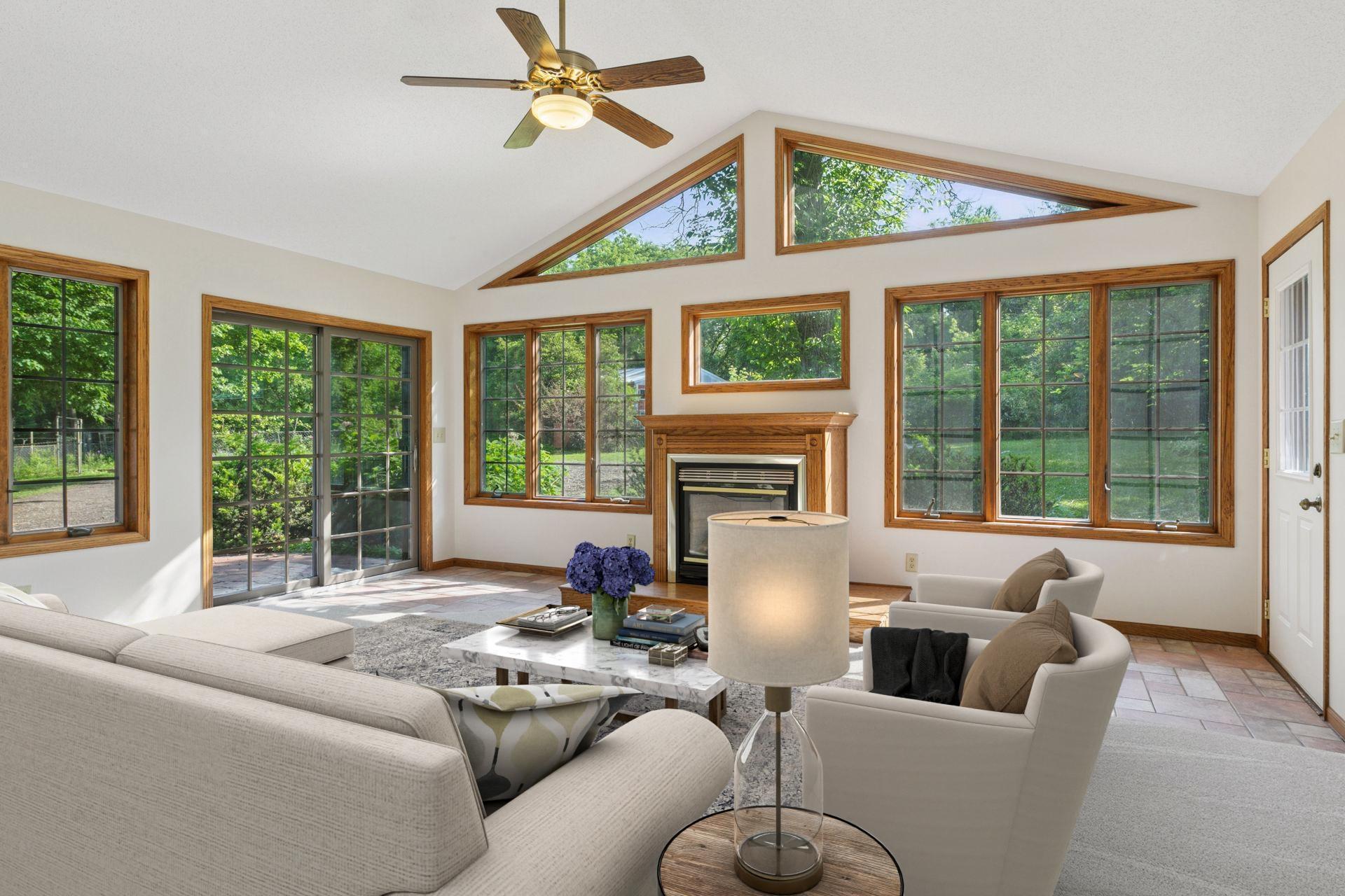 Hudson, Wisconsin, 54016, United States, 4 Bedrooms Bedrooms, ,2 BathroomsBathrooms,Residential,For Sale,1923274