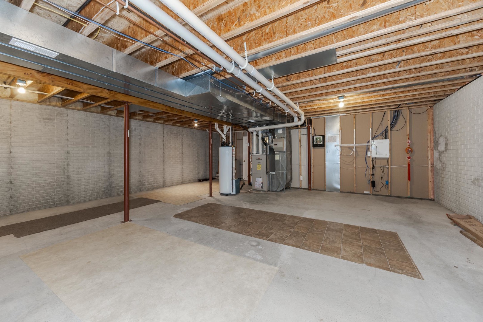 Bloomington, Illinois, 61704, United States, 4 Bedrooms Bedrooms, ,4 BathroomsBathrooms,Residential,For Sale,1957101