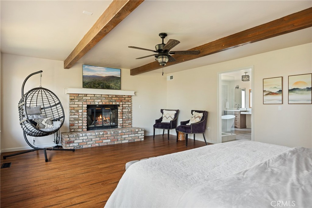 Lake Arrowhead, California, 92352, United States, 6 Bedrooms Bedrooms, ,5 BathroomsBathrooms,Residential,For Sale,1950962