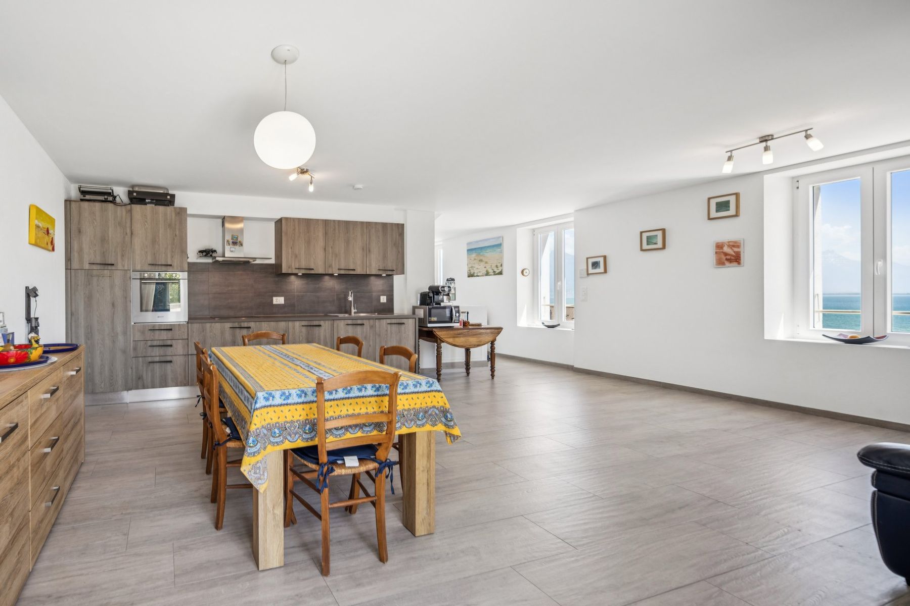  Spacious apartment close to the lake - 物件實景