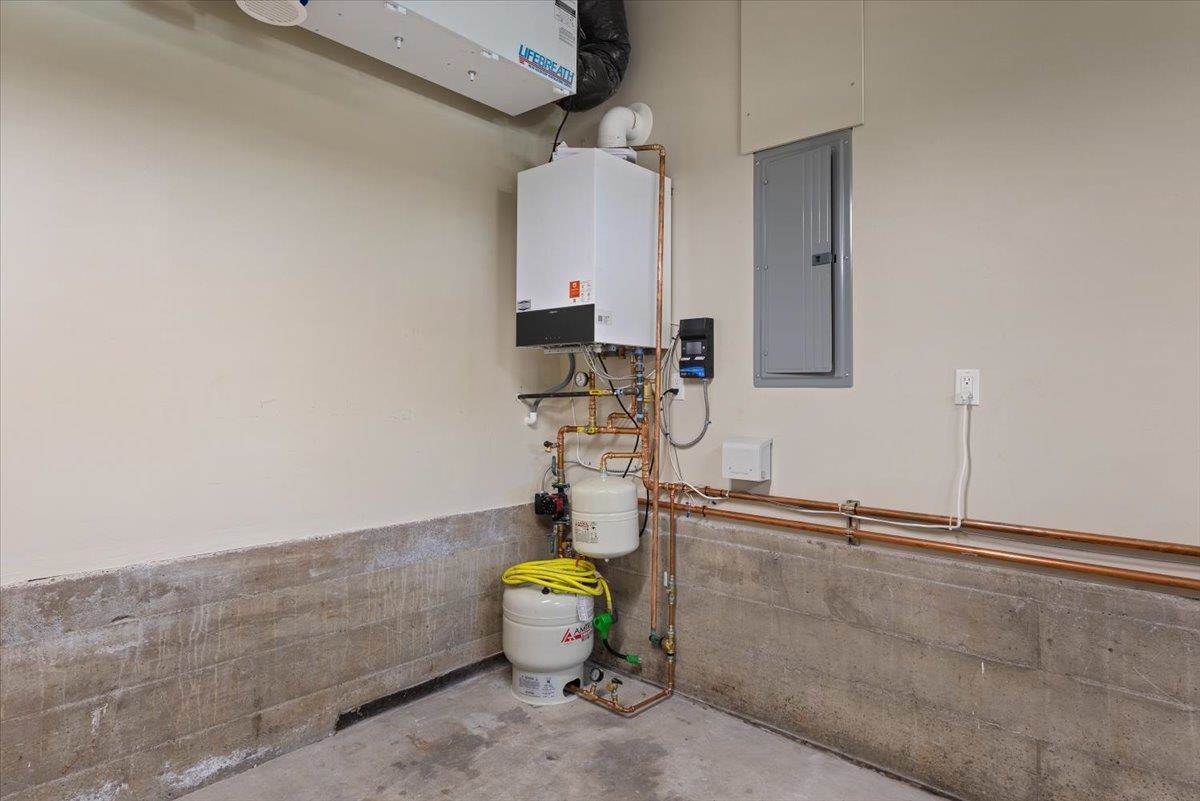 Spokane, Washington, 99203, United States, 2 Bedrooms Bedrooms, ,2 BathroomsBathrooms,Residential,For Sale,1913433