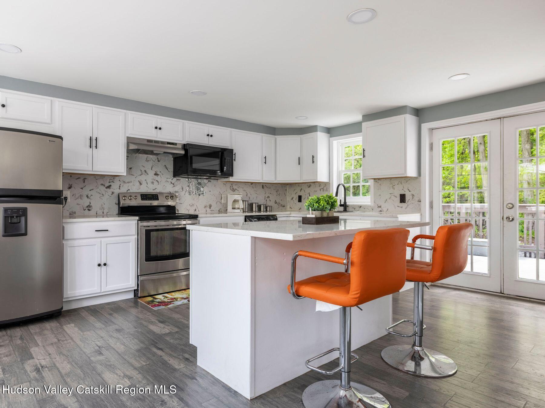 Cairo, New York, 12413, United States, 4 Bedrooms Bedrooms, ,4 BathroomsBathrooms,Residential,For Sale,1827248