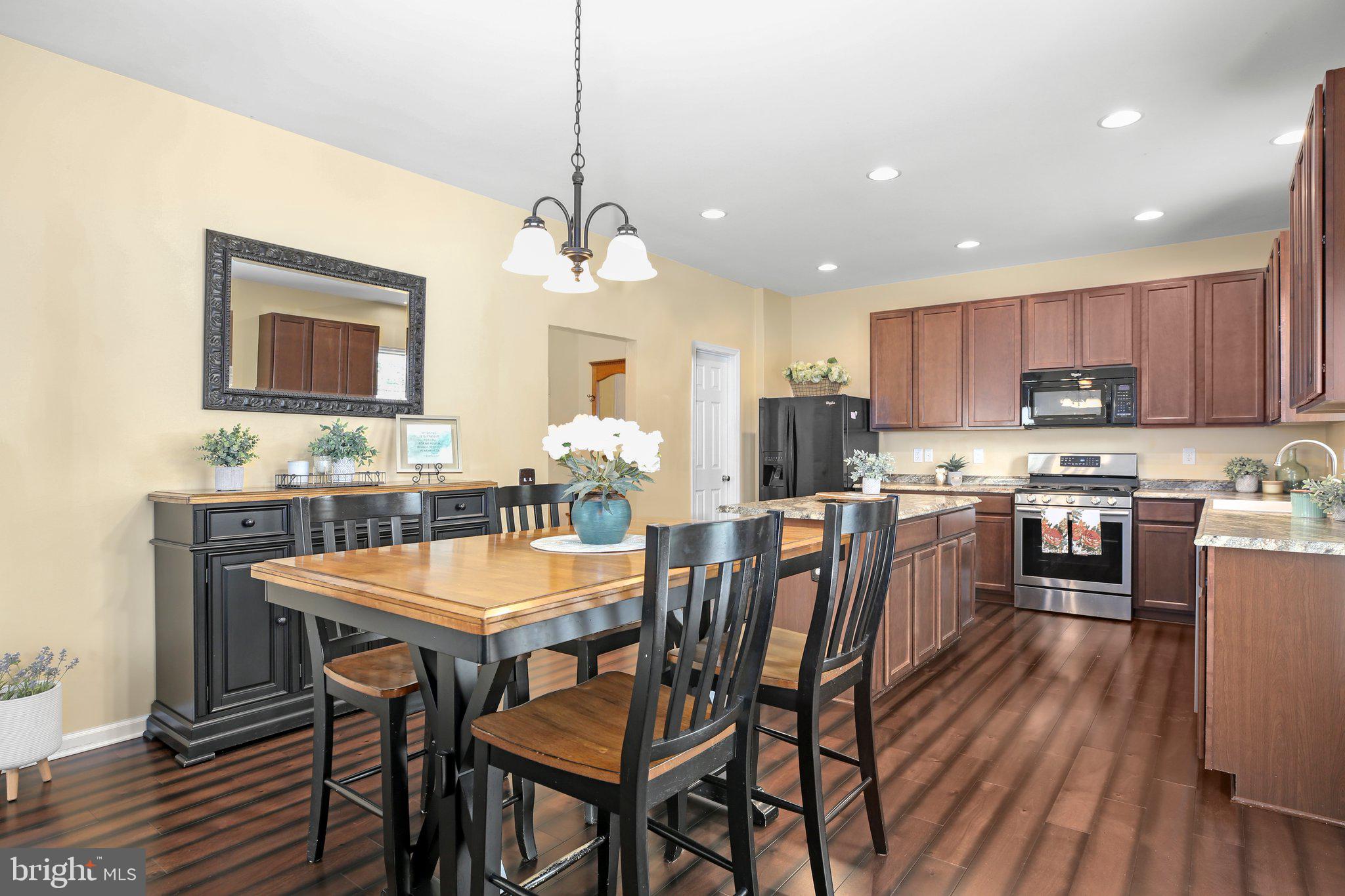 Fredericksburg, Virginia, 22406, United States, 3 Bedrooms Bedrooms, ,2 BathroomsBathrooms,Residential,For Sale,1887792