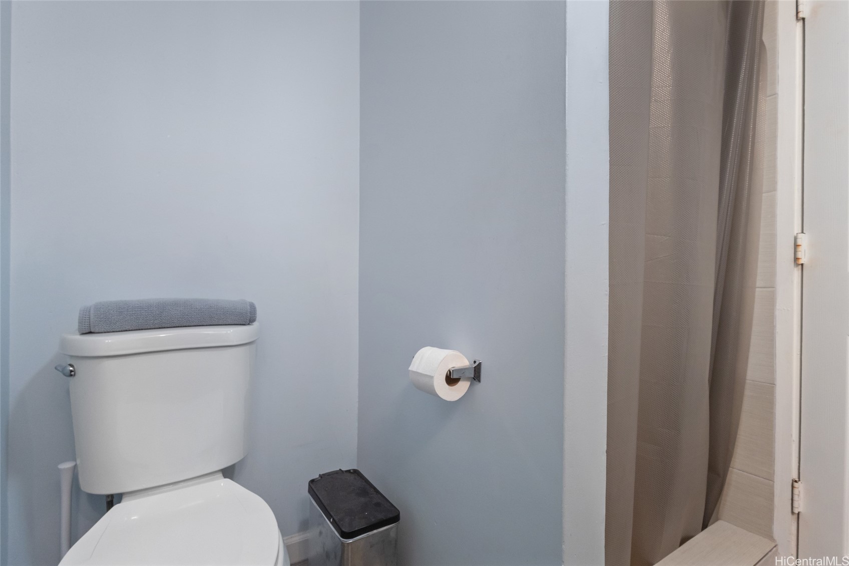 Honolulu, Hawaii, 96815, United States, 2 Bedrooms Bedrooms, ,2 BathroomsBathrooms,Residential,For Sale,1926307