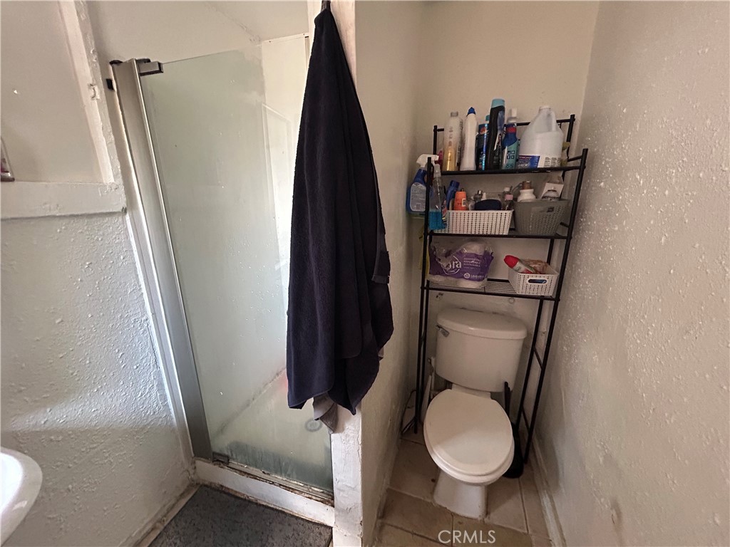 Los Angeles, California, 90011, United States, ,Residential,For Sale,1993892