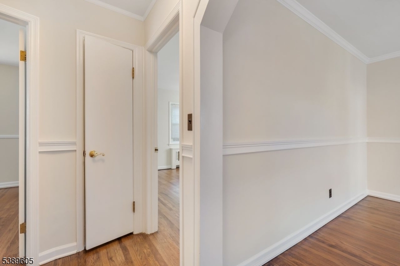 Union Twp., New Jersey, 07083, United States, 4 Bedrooms Bedrooms, ,1 BathroomBathrooms,Residential,For Sale,1989431