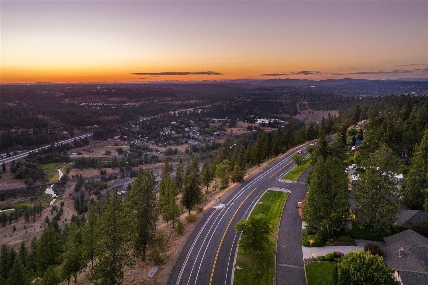 Spokane, Washington, 99203, United States, 6 Bedrooms Bedrooms, ,6 BathroomsBathrooms,Residential,For Sale,2010986
